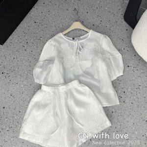 Bộ thêu trắng tay bồng CN with love – New Collection 2025